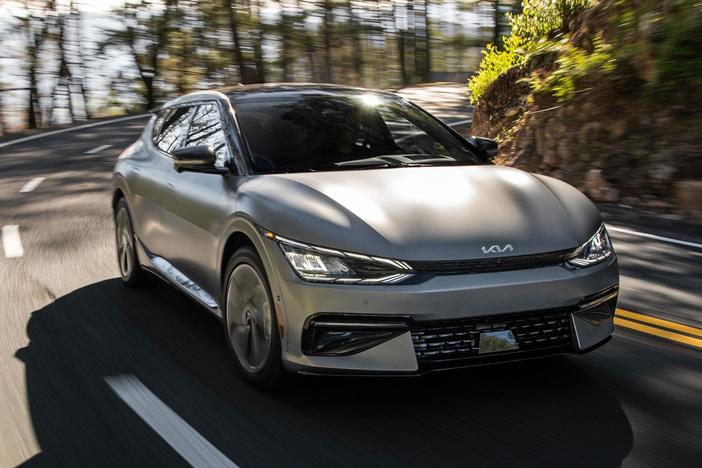 2022 Kia EV6 & 2022 Subaru WRX
