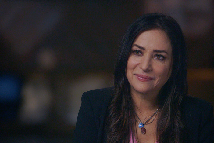 Pamela Adlon is overjoyed to find that her DNA cousin is Meryl Streep.
