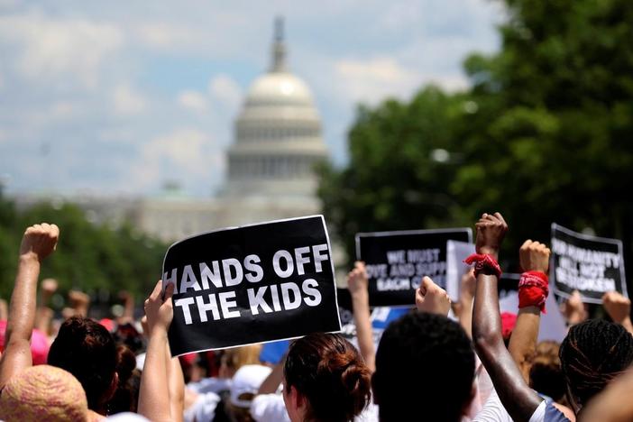 News Wrap: Trump administration won’t meet migrant deadline