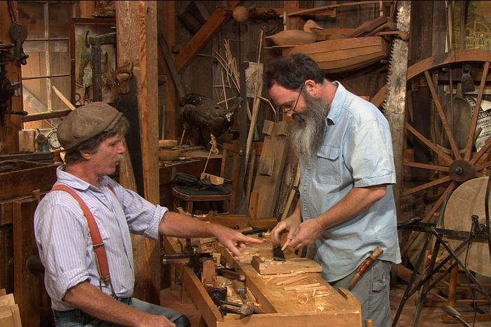 The master joiner of Plimoth Plantation shows how to frame a small chest. 