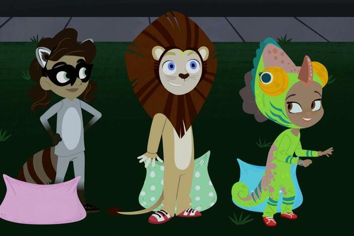 The Wild Kratts team meet-up with some kids and head out trick or treating.