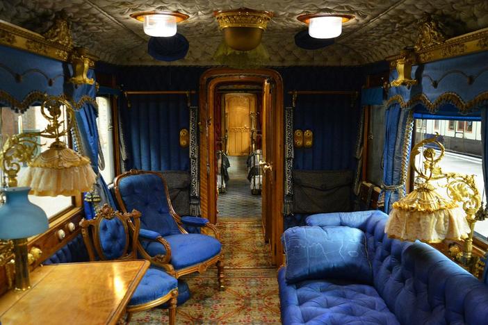 The royal family, including Queen Victoria, always made sure to make a grand entrance.