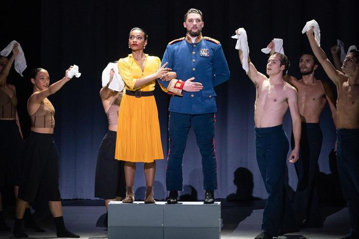 Eva Perón teaches Juan Perónto connect with the public through various media channels.