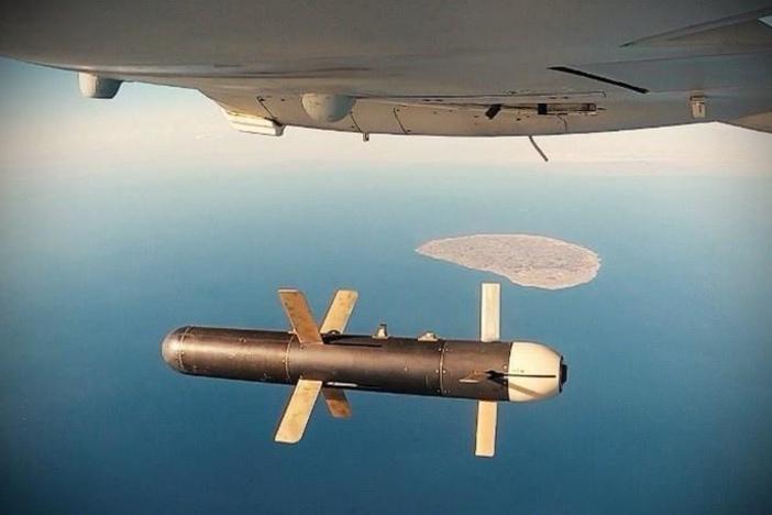 News Wrap: U.S. warship shoots down Iranian drone