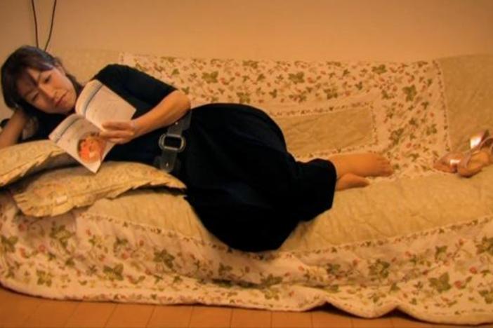 Meet Hiroko - an avid reader of romance novels.