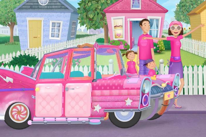 Mommy shows off her brand new invention: the Pinkamazemobile!
