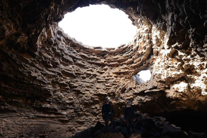 Steve and team stumble upon something rare and beautiful inside the lava tube.