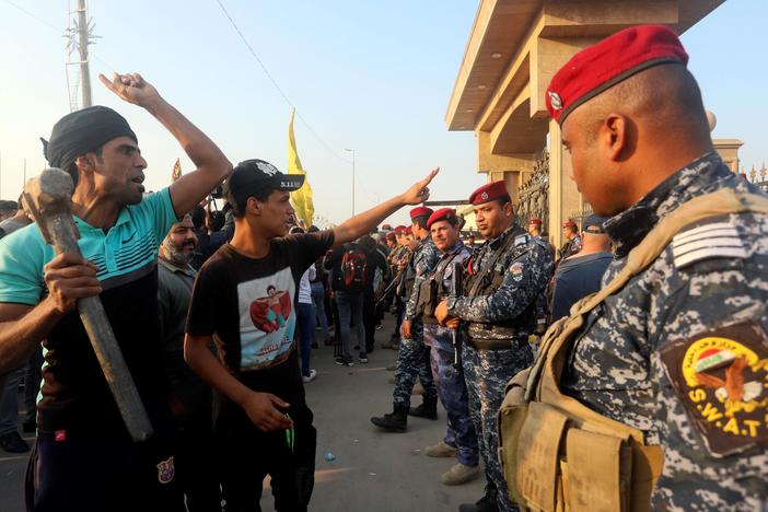Despite oil wealth, Iraq's Basra plagued by broken infrastructure, poverty and violence
