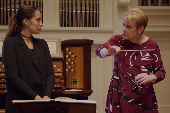 Marin Alsop teaches the next generation of female conductors.