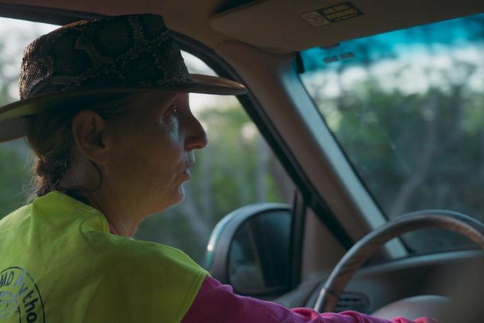 Shane’s journey begins in Florida, where he joins Donna Kalil on a Burmese python hunt.