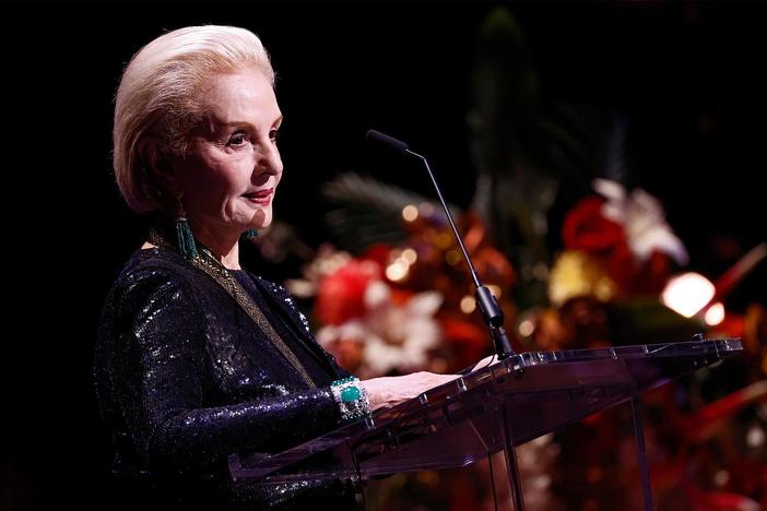 Designer Carolina Herrera calls for a “Free Venezuela” as she receives the 2024 Fashion Award.