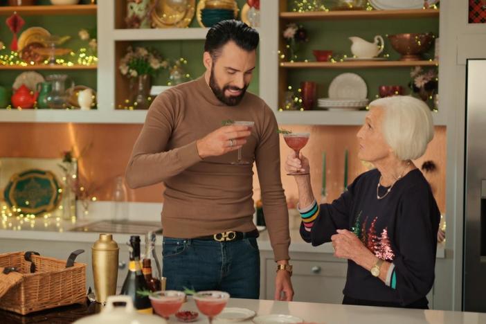 Rylan makes Mary a special drink with cranberry juice, prosecco, and orange liqueur.