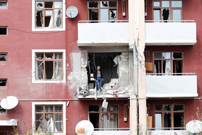 Some urban life resumes in rebel area after temporary Armenia - Azerbaijan truce