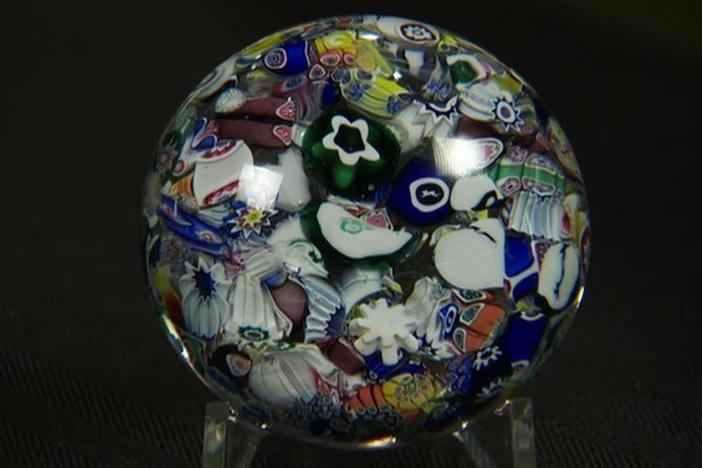 Host Mark L. Walberg and appraiser Arlie Sulka discuss American glass paperweights.