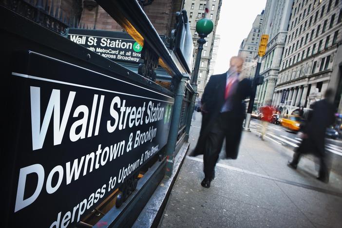 FRONTLINE investigates why Wall Street CEO's have escaped prosecution for mortgage fraud.