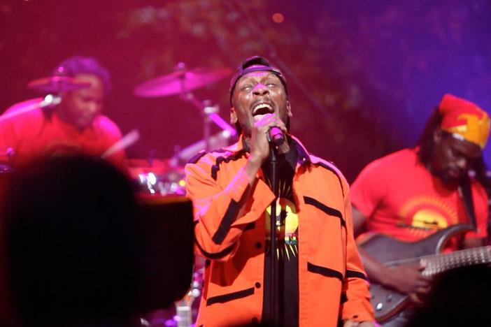 A behind the scenes look at Jimmy Cliff's ACL taping.