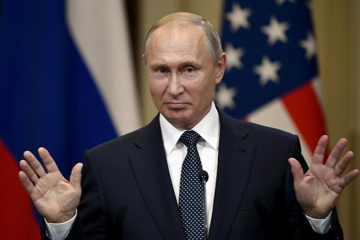 Headline: News wrap: Trump and Putin won’t hold summit in Paris
