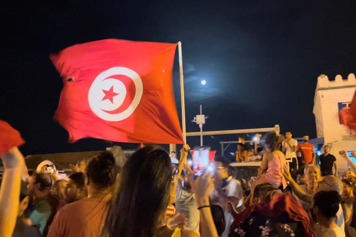 Why are Tunisians protesting? Understanding the country's crisis of democracy