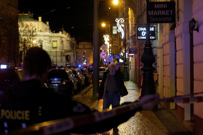 Gunman kills 14, injures 25 in Czech Republic's worst mass shooting