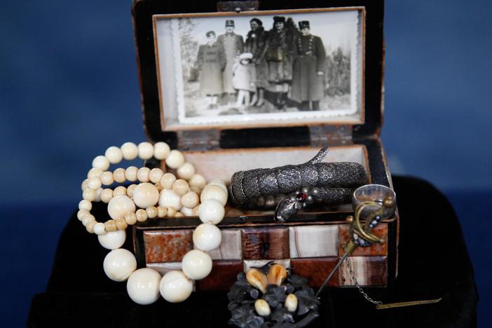 Appraisal: Late 19th-C. Hungarian Refugee Family Jewelry, from Raleigh, Hour 1.