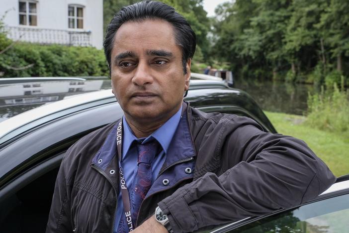 See a preview for the Unforgotten Season 2 premiere.