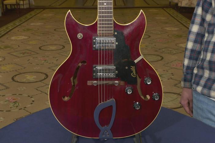 Appraisal: 1972 Guild Starfire Model 302 Guitar