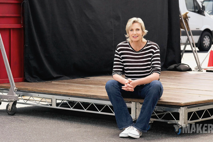 Comedian Jane Lynch discusses her career and being a female comedian.