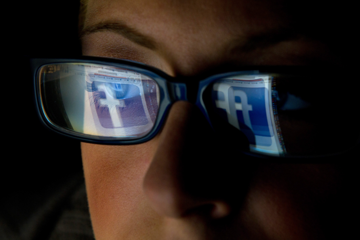 How Facebook's news feed can be fooled into spreading misinformation