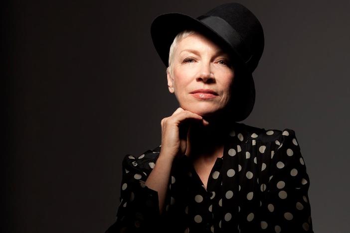 Annie Lennox pays tribute to some of the greatest artists of the 20th century.