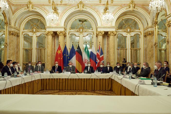 News Wrap: Iran presses for end to U.S. sanctions at nuclear talks