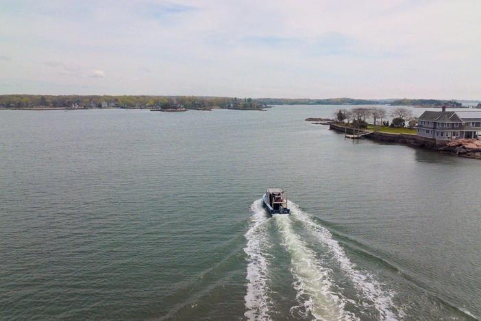 Bren Smith shares his journey to promote sustainable practices in the fishing community.