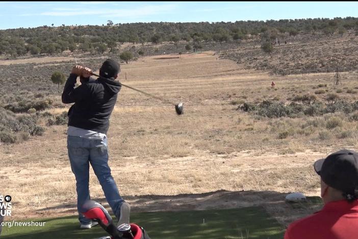 In Arizona, more Navajo take to the dirt for 'Rez golf'