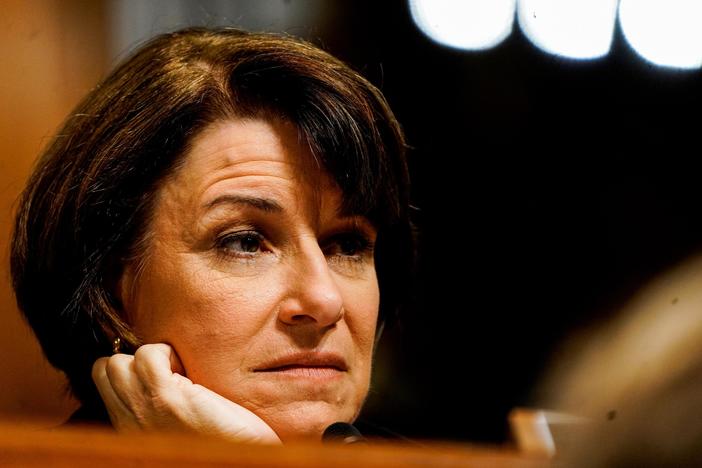 Klobuchar 'very concerned' about Barr's independence in light of Mueller memo