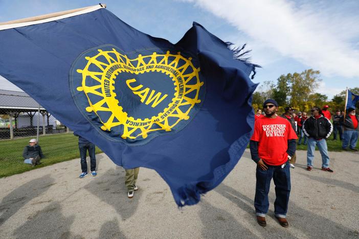 News Wrap: GM and UAW reach tentative deal to end strike