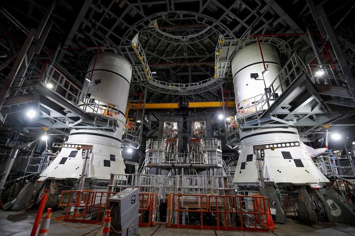 News Wrap: Test launch for Artemis 1 moon mission postponed again