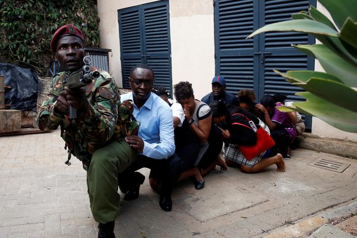 News Wrap: Death toll from Kenya hotel attack rises to 21