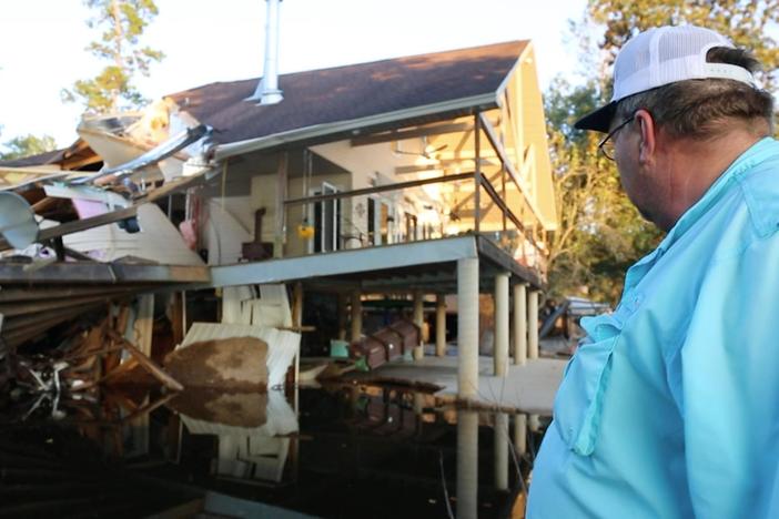 Two Texas residents set out on a motorboat to join the Hurricane Harvey rescue effort.