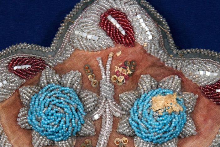 Appraisal: Cheyenne Possible Bag & Souvenir Bag, from Des Moines Hour 3