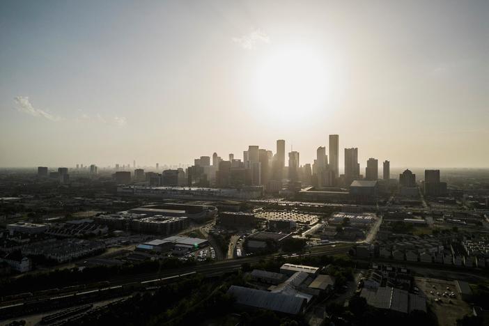 How urban heat islands make the impacts of excessive heat worse