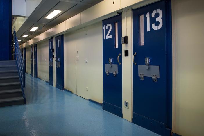 Violent, New Orleans jail has young inmates attending high school inside