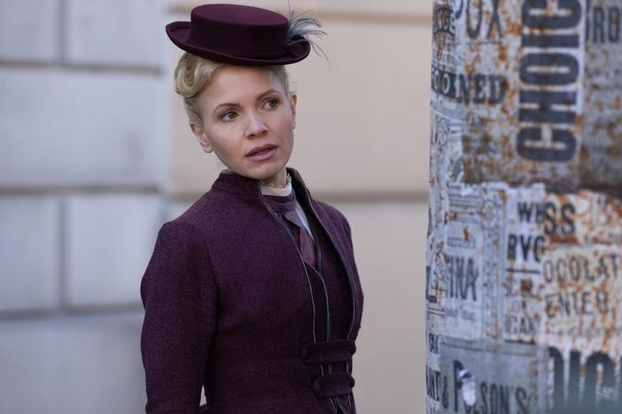Eliza is hired to solve a case of blackmail in the shady world of Victorian medicine.