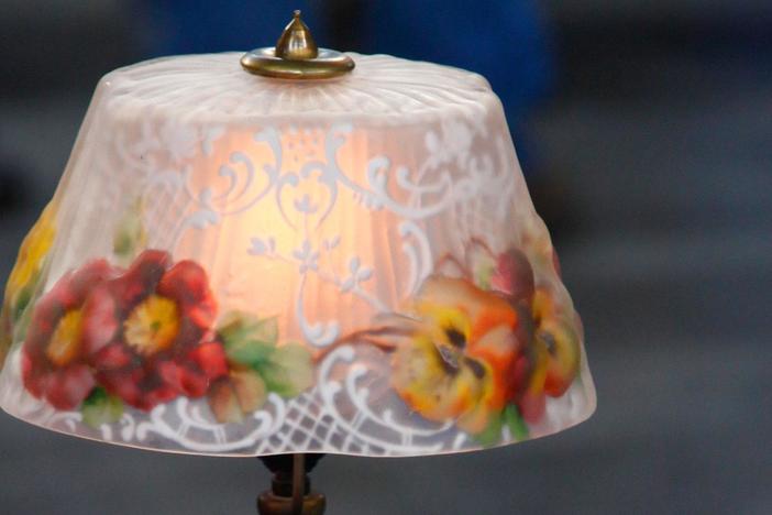 Appraisal: Pairpoint Puffy Boudoir Lamp, ca. 1920, from Billings Hour 3