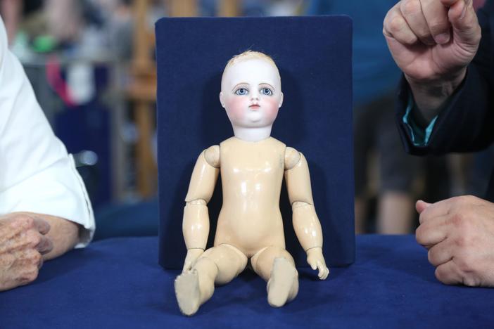 Appraisal: François Gaultier doll, ca. 1880, from Junk in the Trunk 8.