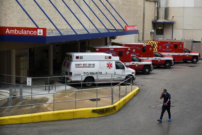Major U.S. cities struggle to keep residents compliant as virus surges