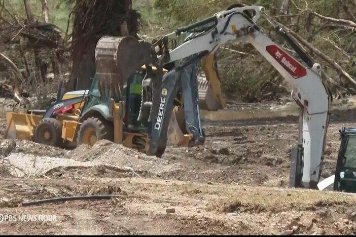 Texas teams peel away layers of flood debris in search for missing