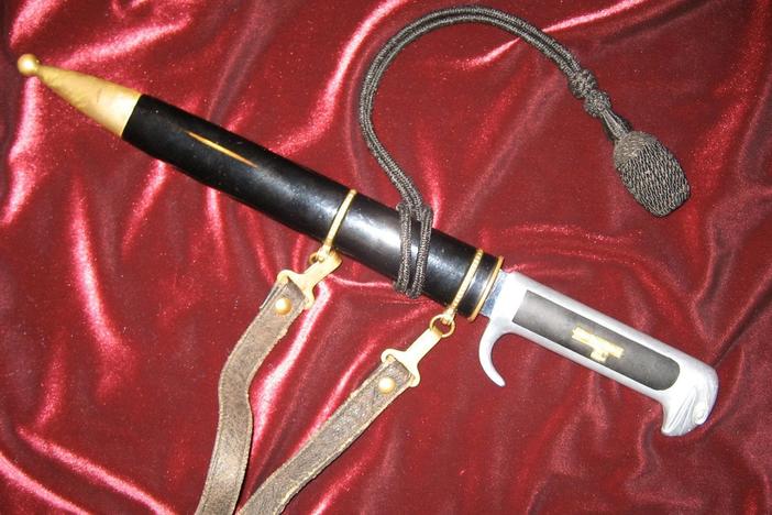 Did a World War II GI return home with Mussolini's dagger?
