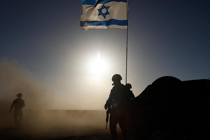 News Wrap: Israel court says ultra-Orthodox can be drafted