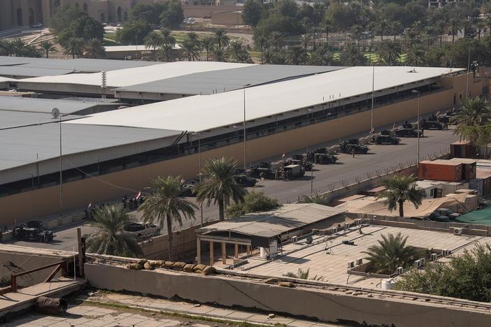 News Wrap: Rockets strike near U.S. embassy in Baghdad