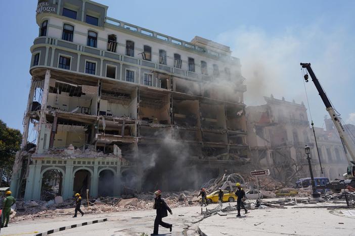 News Wrap: Havana hotel blast kills dozens in Cuba