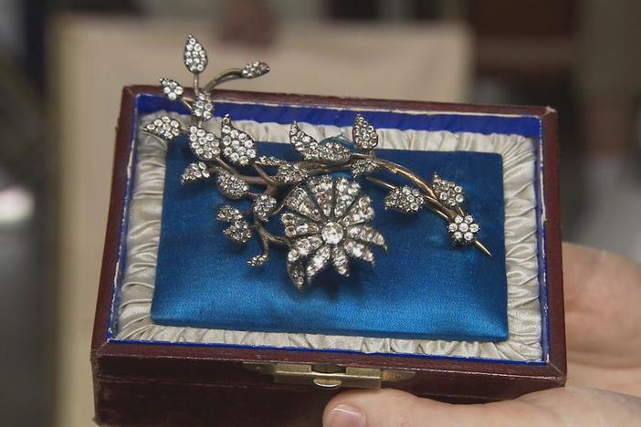 Appraisal: Costume Jewelry Piece, ca. 1840, from Des Moines, Hour 2.